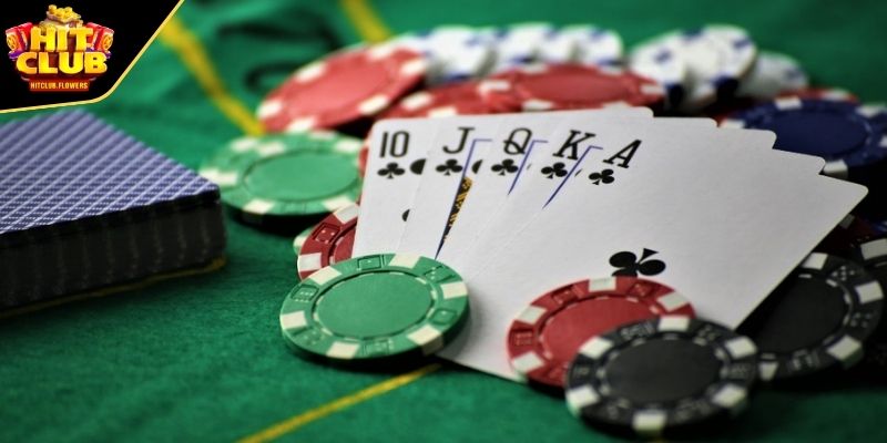 Tìm hiểu Stud Poker Hitclub là gì?